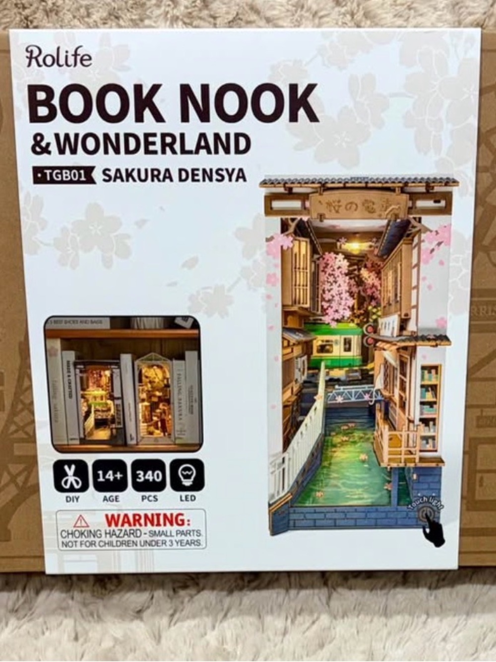 New Rolife TGB01 Sakura Densya Book Nook Kit
